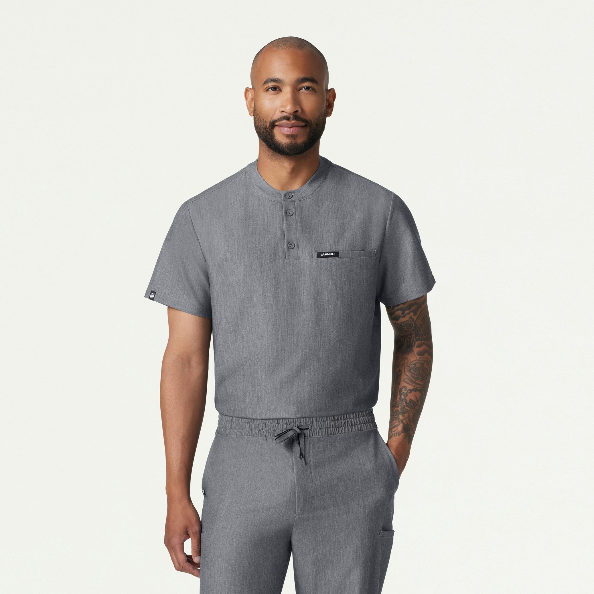Reeve Henley Scrub Top - Heather Gray